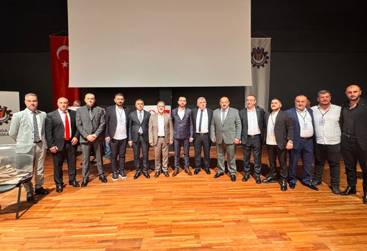 oz-gida-is-sendikasi-dogu-karadeniz-rize-subesinin-4-olagan-genel-kurulu-ramada-otelde-gerceklestirilen-yogun-bir-katilimla-tamamlandi-4.jpg