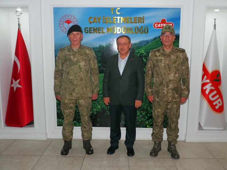 4-kolordu-komutani-korgeneral-ahmet-kurumahmuttan-caykura-ziyaret-1.jpg