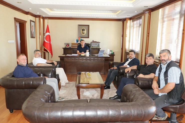 rize-il-genel-meclisi-baskani-buyukten-findikliya-yatirim-cikartmasi-1.jpg