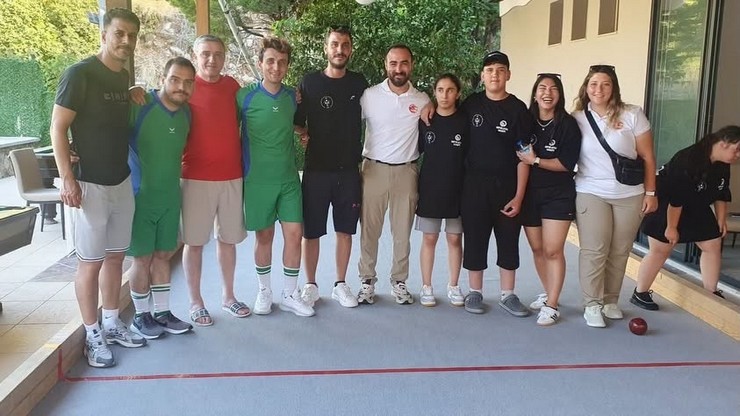rizenin-ozel-sporculari-turkiye-sampiyonu-3.jpg