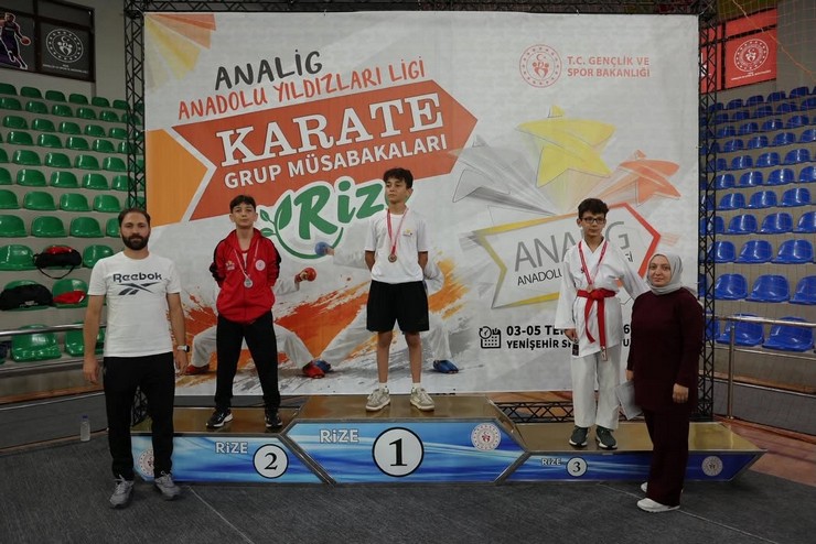 anadolu-yildizlar-ligi-karate-grup-musabakalari-rizede-tamamlandi-4.jpg