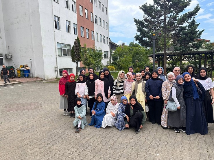 riho-hafizlik-projesinde-yil-sonu-coskusu-9.jpg