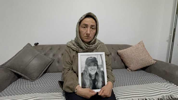 kocaelinin-darica-ilcesinde-29-haziranda-misafirlige-gittigi-evde-vurularak-hayatini-kaybeden-18-yasindaki-ece-naz-macitin-annesi-faillerin-en-agir-cezayi-almasini-i.jpg