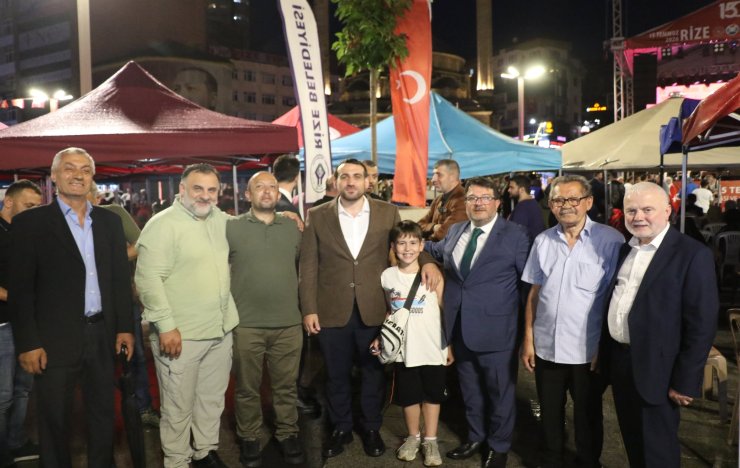 rizenin-15-temmuz-anmasi-demokrasi-ve-birlik-ruhu-yeniden-canlandirildi-3.jpg
