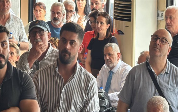 cumhuriyet-halk-partisi-chp-genel-merkez-yonetimi-tarafindan-rize-il-baskani-saltuk-deniz-ve-merkez-ilce-baskani-necati-topaloglunun-yonetim-kurulu-uyeleriyle-birlikte-gorevden-alinmasi-rize-orgut-9.jpg