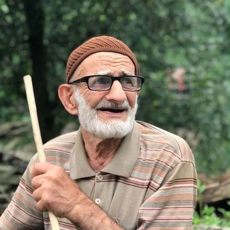 rize-eski-belediye-baskani-ve-20-donem-rize-milletvekili-sevki-yilmazin-dayisi-hasan-findikci-97-yasinda-yasliliga-bagli-nedenlerle-yasamini-yitirdi-2.jpg