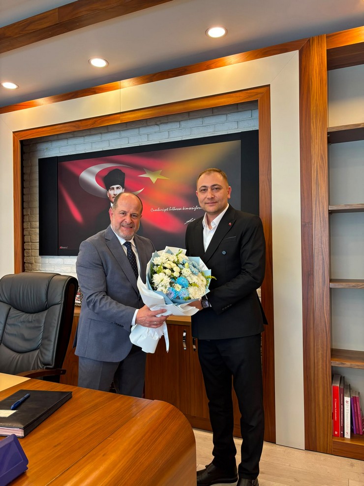 rize-ve-artvinde-aile-ve-sosyal-hizmetler-mudurluklerinde-yeni-donem-16.jpg