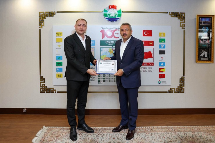 rize-ve-artvinde-aile-ve-sosyal-hizmetler-mudurluklerinde-yeni-donem-3.jpg