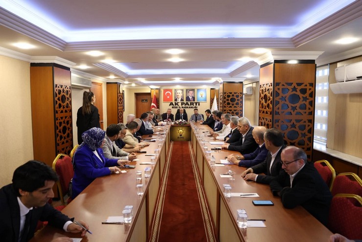 hazine-ve-maliye-bakani-mehmet-simsek-rizedeki-temaslari-kapsaminda-bir-dizi-ziyaret-gerceklestirdi-7.jpg