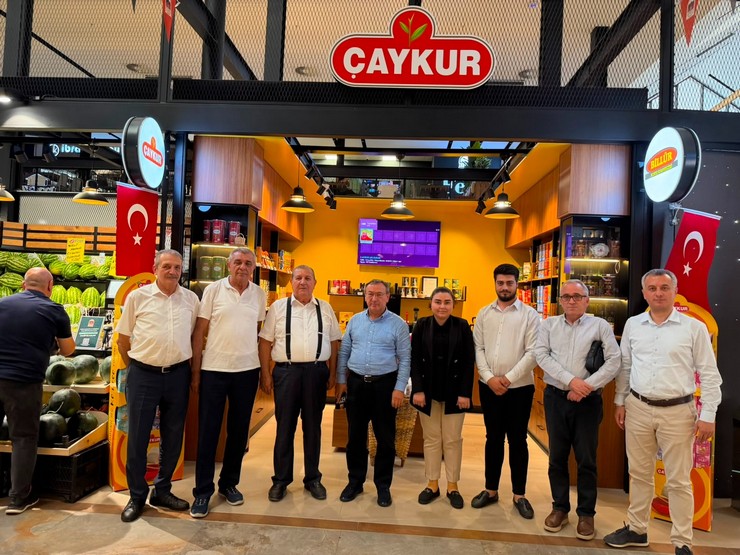 caykur-genel-muduru-yusuf-ziya-alim-bayilerle-orduda-bulustu-1.jpg