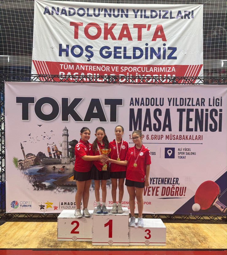 rize-masa-tenisinde-firtina-gibi-esti-kizlar-namaglup-sampiyon-erkekler-finallerde-2.jpg