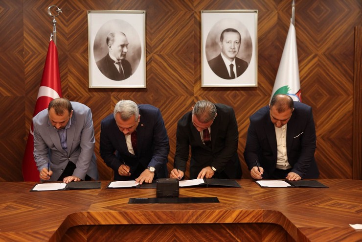rizede-yatili-kiz-kuran-kursu-icin-protokol-imzalandi-2.jpg