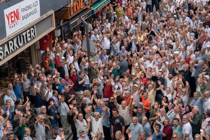yeni-parti-findikli-ilce-baskanligi-coskulu-bir-torenle-acildi-3.jpg