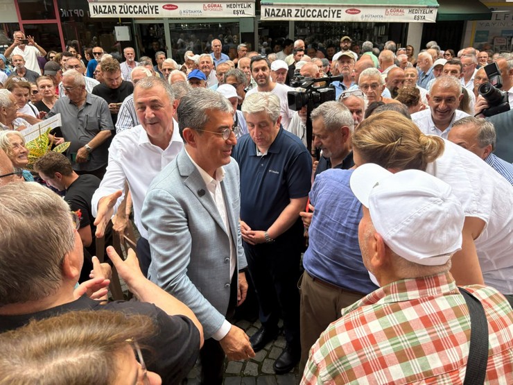 yeni-parti-findikli-ilce-baskanligi-coskulu-bir-torenle-acildi-4.jpg