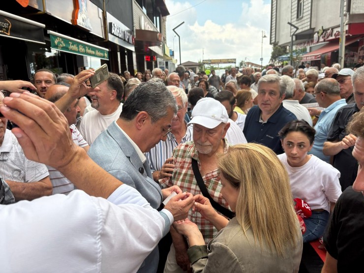 yeni-parti-findikli-ilce-baskanligi-coskulu-bir-torenle-acildi-7.jpg