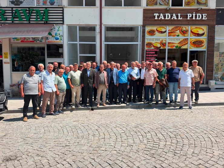 yeni-parti-meclis-grup-toplantisinin-hemen-ardindan-saha-calismalarinin-ilk-duragi-olarak-rizeyi-secti-12.jpg