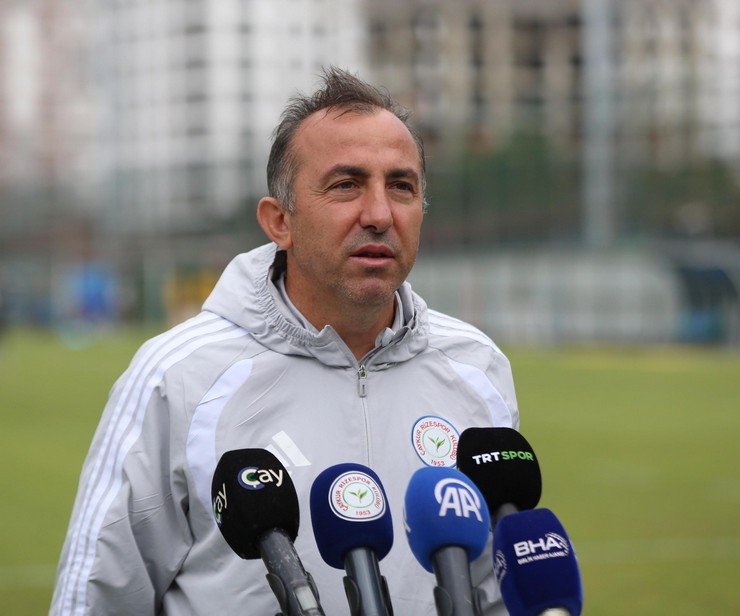 caykur-rizespor-teknik-direktoru-recep-ucar-1.jpg