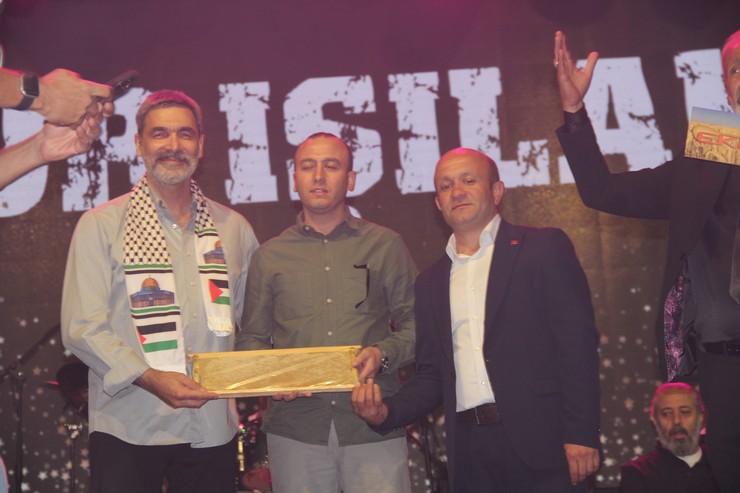 camoluk-bal-festivalinde-1-milyon-400-bin-liralik-agalik-yarisi-7.jpg