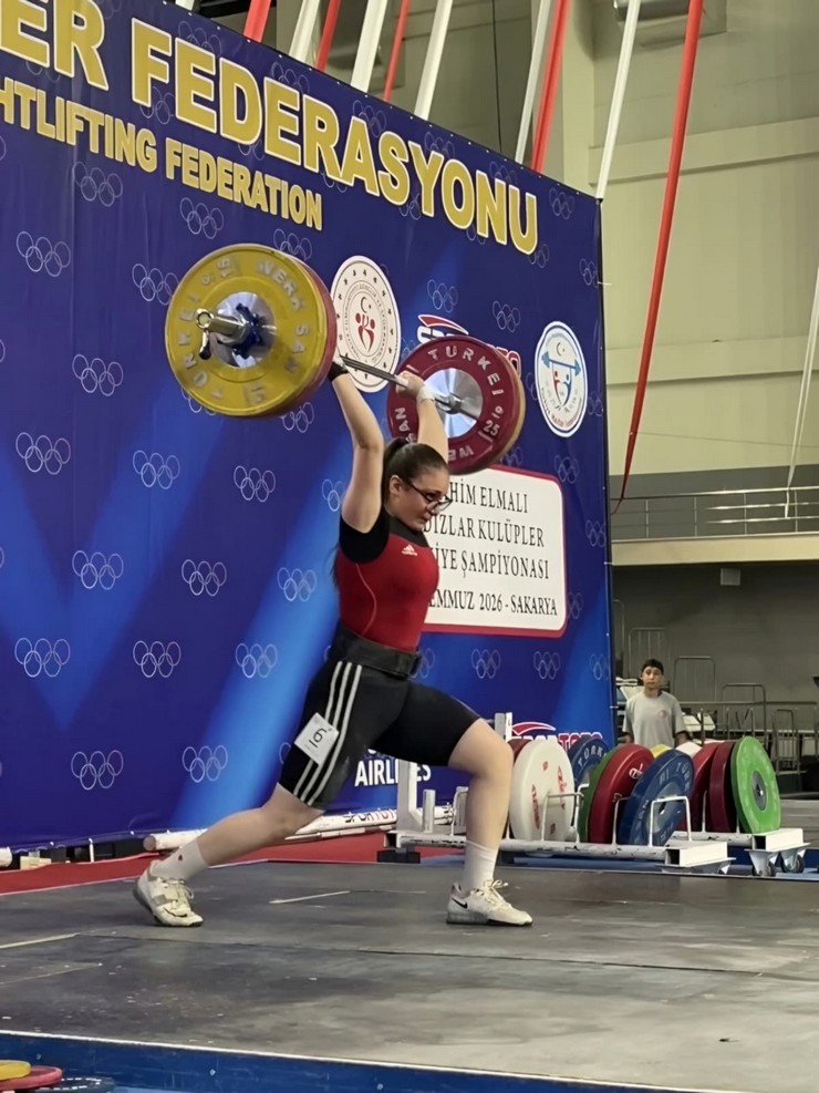 caykur-rizesporun-altyapi-zaferi-16-brans-25-milli-gurur-3.jpg