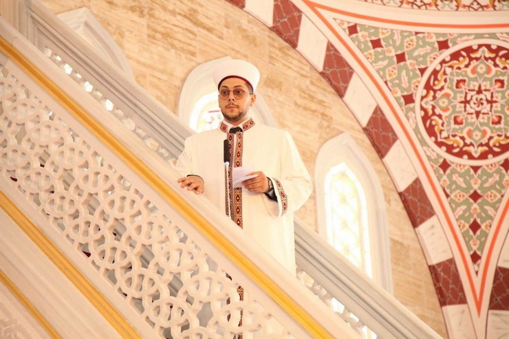 rizeli-din-gorevlisi-yakup-yazicidan-ust-uste-ikinci-bolge-ikinciligi-2.jpg