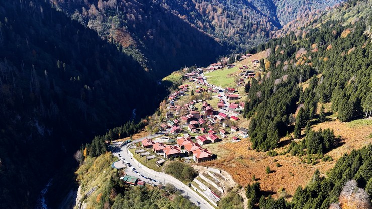 rizede-duzenlemeleri-yapan-turizm-amacli-yapilar-icin-ruhsatlandirma-3.jpg