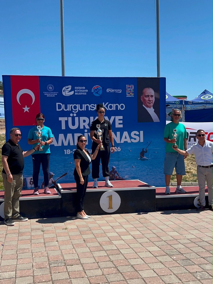 eskisehirde-18-21-agustos-2026-tarihleri-arasinda-duzenlenen-durgunsu-kano-turkiye-sampiyonasi-rize-temsilcilerinin-adeta-sovuna-sahne-oldu-10.jpg