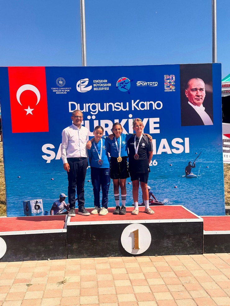 eskisehirde-18-21-agustos-2026-tarihleri-arasinda-duzenlenen-durgunsu-kano-turkiye-sampiyonasi-rize-temsilcilerinin-adeta-sovuna-sahne-oldu-18.jpg