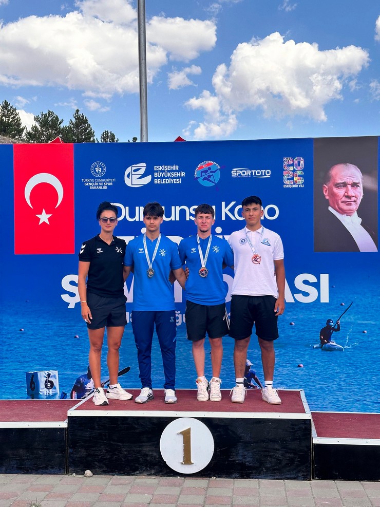 eskisehirde-18-21-agustos-2026-tarihleri-arasinda-duzenlenen-durgunsu-kano-turkiye-sampiyonasi-rize-temsilcilerinin-adeta-sovuna-sahne-oldu-2.jpg