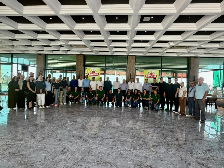 caykur-genel-muduru-yusuf-ziya-alim-mersinde-bayilerle-bir-araya-geldi-2.jpg