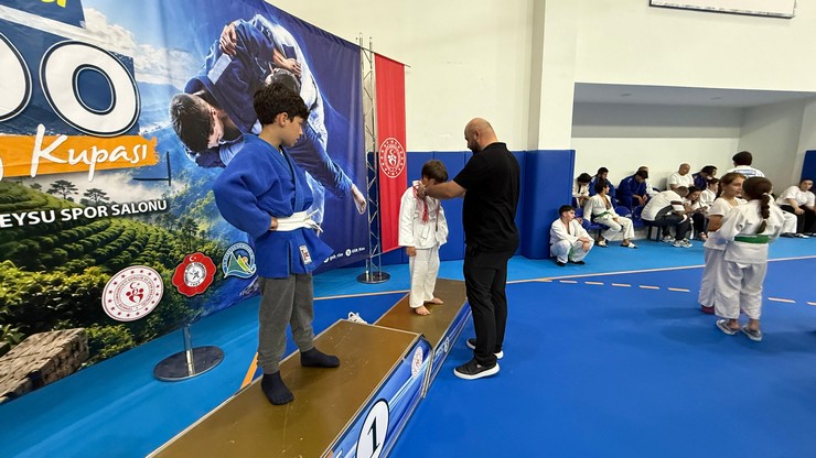 guneysuda-uluslararasi-judo-cay-kupasi-heyecani-sona-erdi-1.jpg