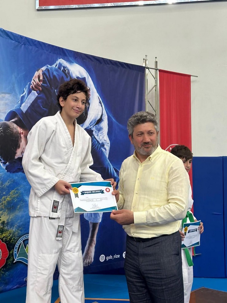 guneysuda-uluslararasi-judo-cay-kupasi-heyecani-sona-erdi-10.jpg