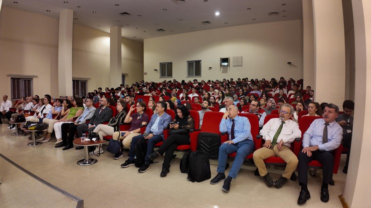 zoonotik-hastaliklar-ve-biyolojik-riskler-rize-bolge-toplantisi-gerceklestirildi-1.jpg