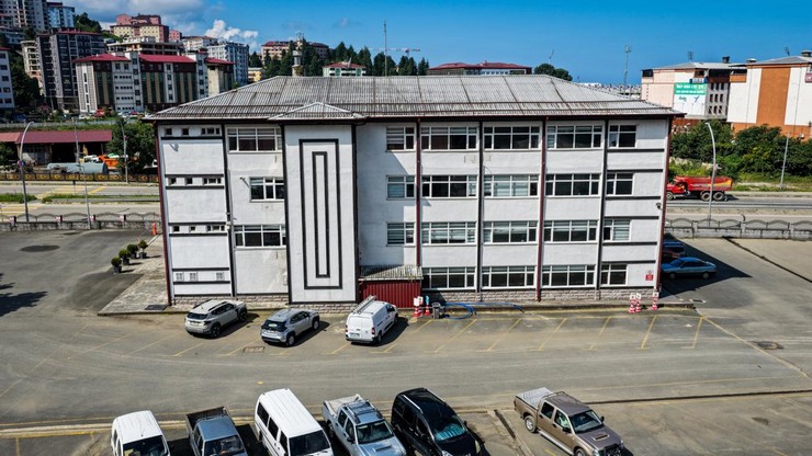 rize-il-ozel-idaresinin-engindere-yerleskesi-yikiliyor-ihale-22-eylulde-7-001.jpg