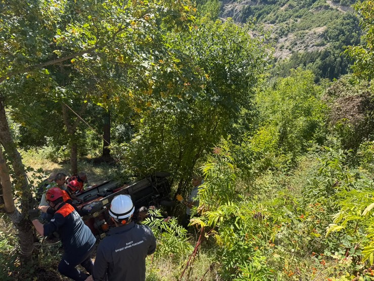 artvinin-savsat-ilcesine-bagli-erikli-koyunde-meydana-gelen-atv-kazasinda-76-yasindaki-semsettin-ongul-hayatini-kaybetti-2.jpg