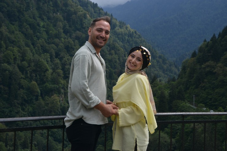 dogu-karadenizin-turizm-merkezlerinden-rize-klasik-deniz-kum-ve-gunes-uclusune-alternatif-arayan-yeni-evli-ciftlerin-balayi-rotasi-haline-geldi-10.jpg