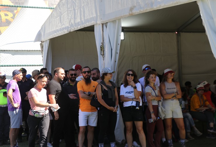 rizenin-camlihemsin-ilcesine-bagli-ayder-yaylasinda-dun-baslayan-ve-dunyanin-onemli-ultra-dag-maratonu-organizasyonlarindan-utmb-dunya-serisinin-turkiye-etabi-olan-kackar-by-utmb-tamamlandi-1-001.jpg