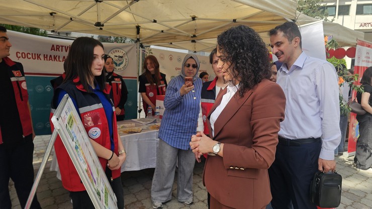 artvinde-iklim-degisikligi-farkindalik-etkinligi-duzenlendi-5.jpg