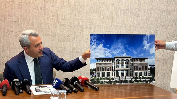 rizede-ataturk-heykeli-yeniden-tasinacak-30.jpg