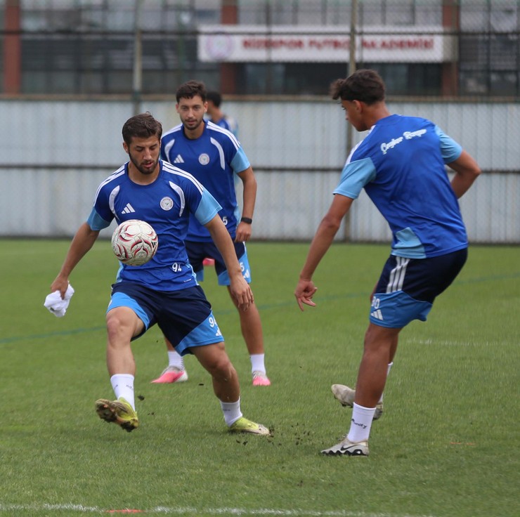 caykur-rizesporlu-sowedan-gol-beklentisi-yorumu-9.jpg