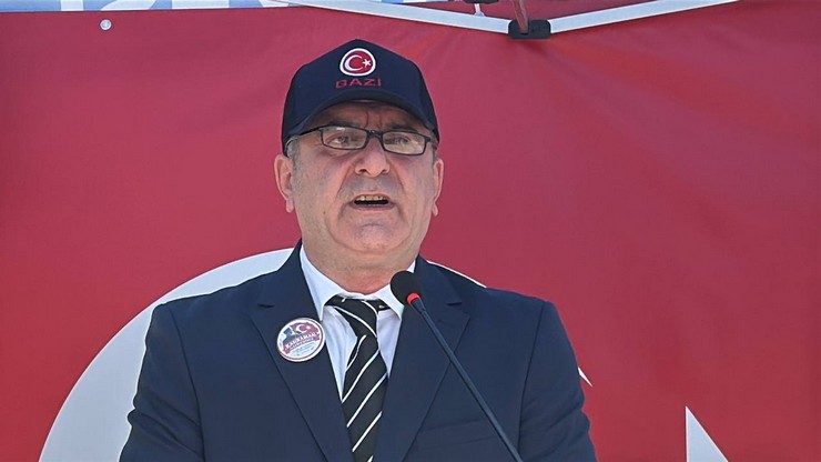 rizede-ertelenen-gaziler-gunu-toreni-gururla-gerceklestirildi-1.jpg
