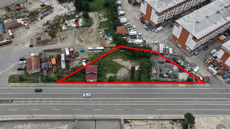 rize-valiligi-il-encumeni-baskanligi-rize-ili-merkez-ilcesi-engindere-mahallesinde-3-parsel-ile-kalkandere-ilcesi-yolbasi-koyunde-betonarme-bina-ve-parseli-acik-teklif-usuluyle-satisa-c-1.jpg