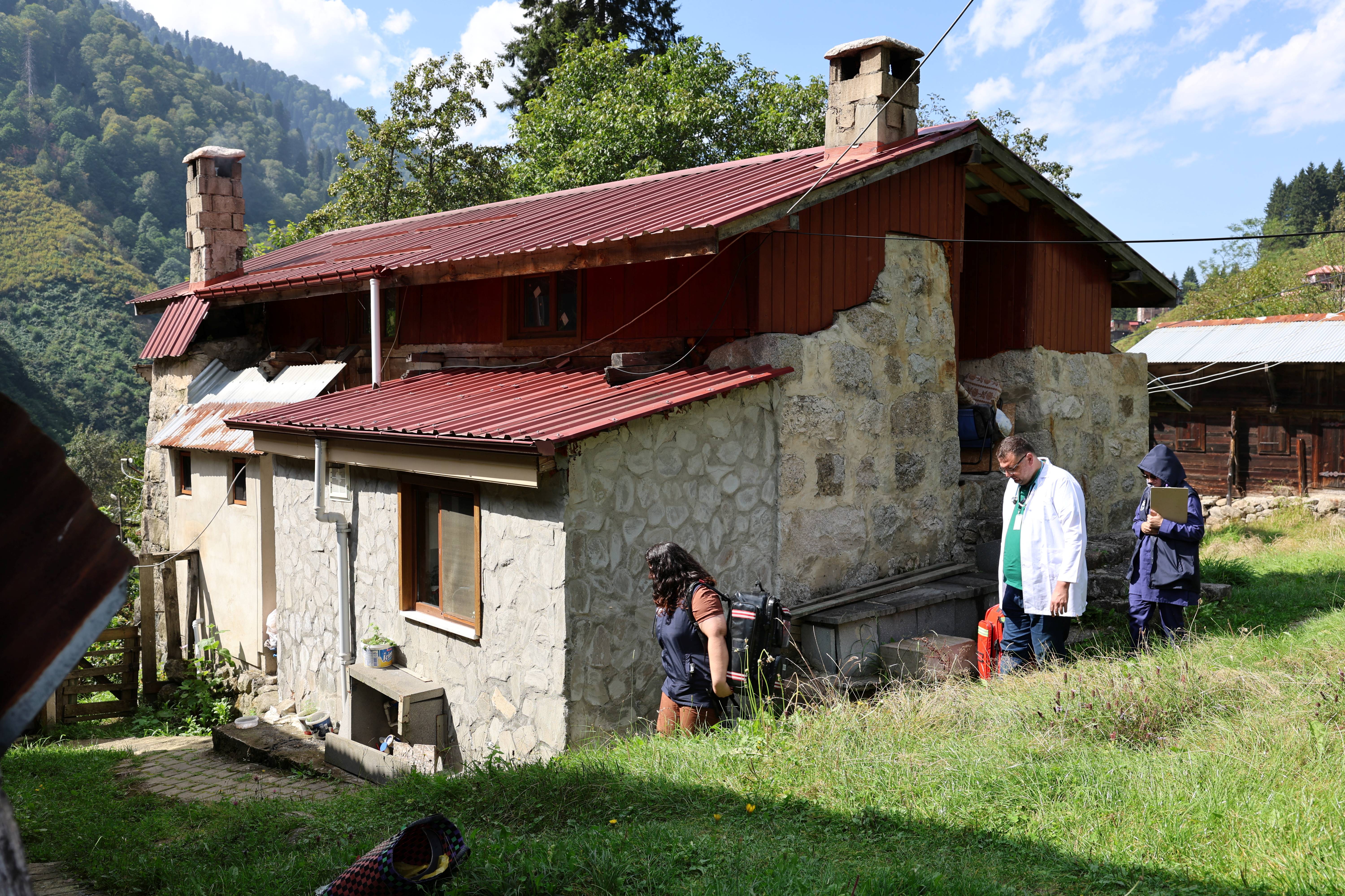 109-yasindaki-sabriye-gundogduya-yayla-1528161-454651.jpg