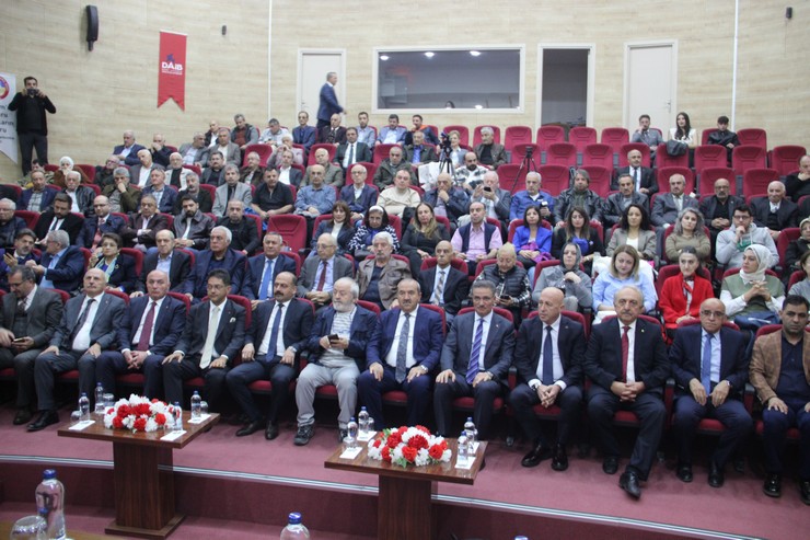 erzurumda-30-sultan-sekisi-toplantisinda-zengezur-koridorunun-onemi-ele-alindi-7.jpg