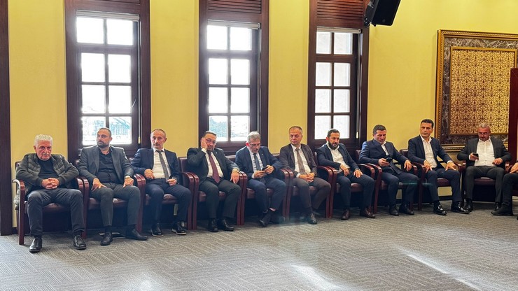 ihh-insani-yardim-vakfi-rize-il-baskani-muhammed-eksi-2.jpg