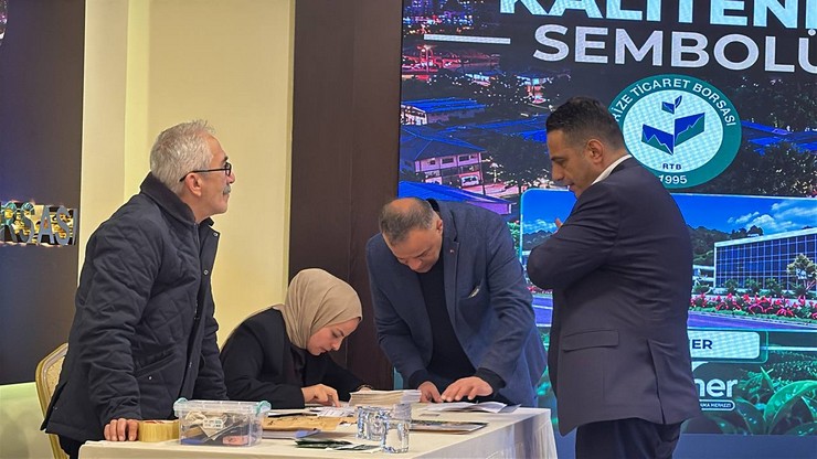 rize-ticaret-borsasi-organ-seciminde-oy-verme-islemi-10.jpg