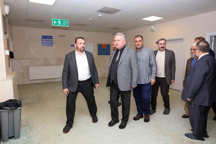 ak-parti-rize-il-teskilatindan-zavendikli-mustafa-hoca-kuran-kursuna-ziyaret-4.jpg