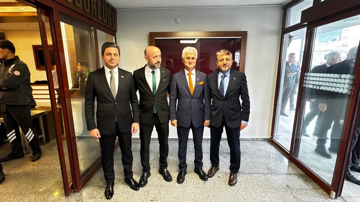 rize-ticaret-ve-sanayi-odasi-rtso-organ-secimleri-ismail-kahraman-kultur-merkezinde-saat-09-00-itibariyla-baslayan-oy-verme-islemleriyle-basladi-9.jpg