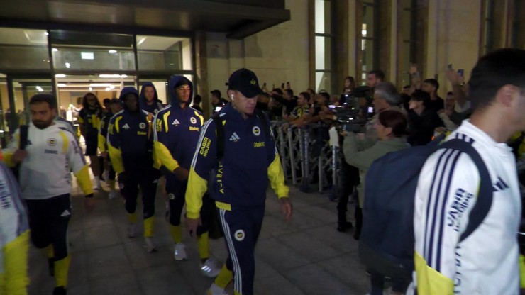 fenerbahce-caykur-rizespor-karsilasmasi-icin-rizeye-geldi-1.jpg