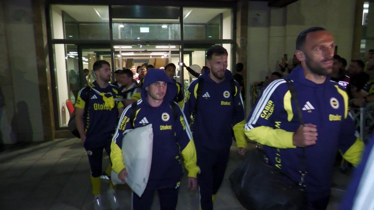 fenerbahce-caykur-rizespor-karsilasmasi-icin-rizeye-geldi-3.jpg