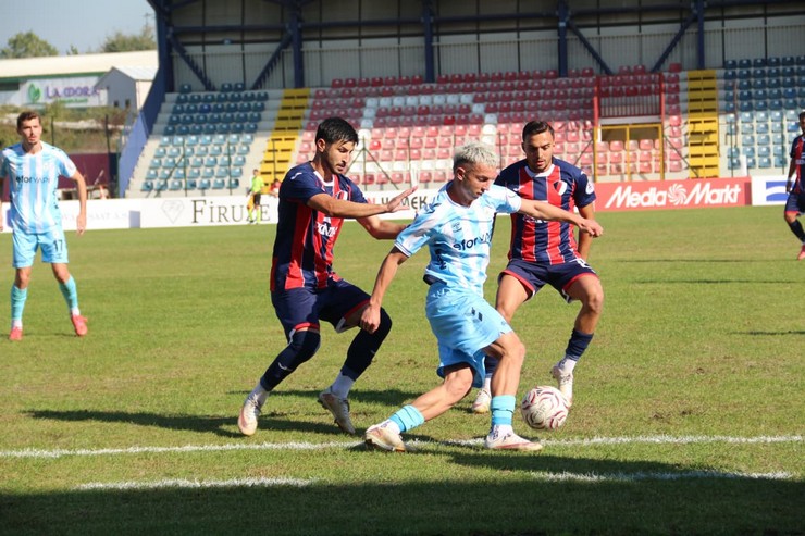 pazarspor-ligin-6-haftasinda-deplasmanda-duzce-cam-duzcespor-ile-karsi-karsiya-2.jpg